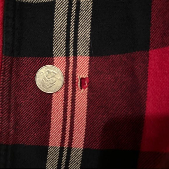 Patagonia Men’s M Red and Black Flannel - Mid Heavy Weight - Picture 4 of 4